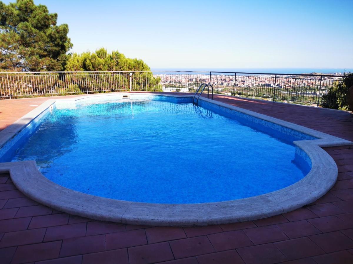 Holiday Flower Villa Panoramica Sul Golfo Di Catania Misterbianco Bagian luar foto